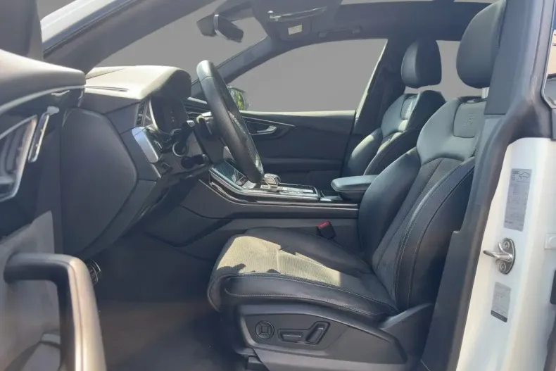 Audi Q8 din 2020 cu 86.141 km - oferta AUD125381 - foto 7