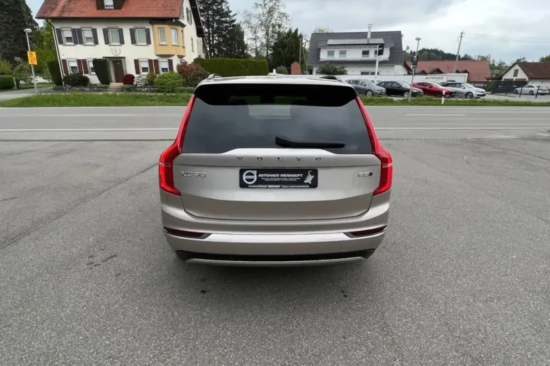 Volvo XC90 din 2023 cu 30.000 km - oferta VOL125383 - foto 4