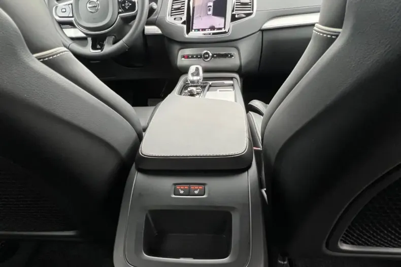 Volvo XC90 din 2023 cu 30.000 km - oferta VOL125383 - foto 9