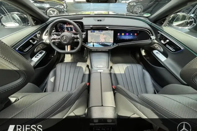 Mercedes-Benz E 450 din 2024 cu 9.000 km - oferta MER125386 - foto 6