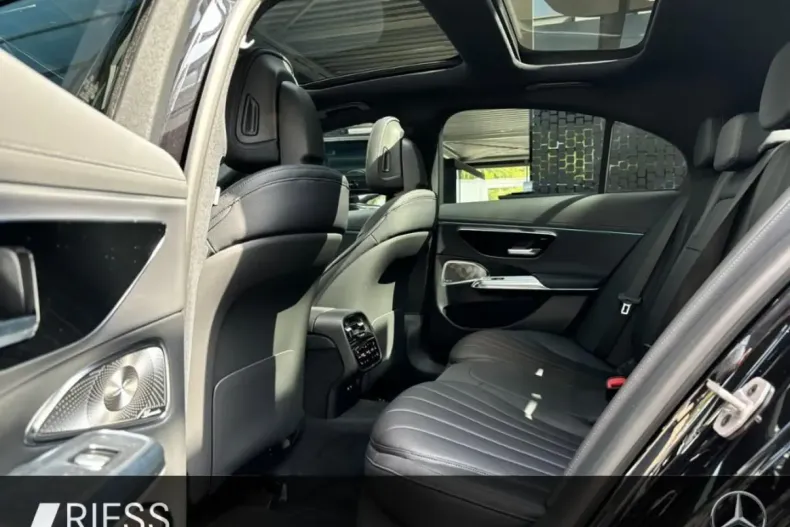 Mercedes-Benz E 450 din 2024 cu 9.000 km - oferta MER125386 - foto 8