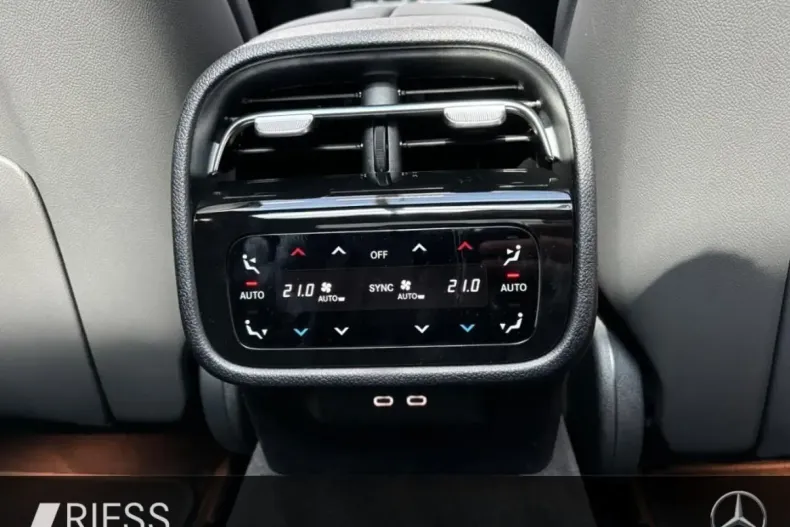 Mercedes-Benz E 450 din 2024 cu 9.000 km - oferta MER125386 - foto 11