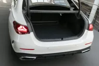 Mercedes-Benz E 220 din 2024 cu 8.500 km - oferta MER125387 - foto 25