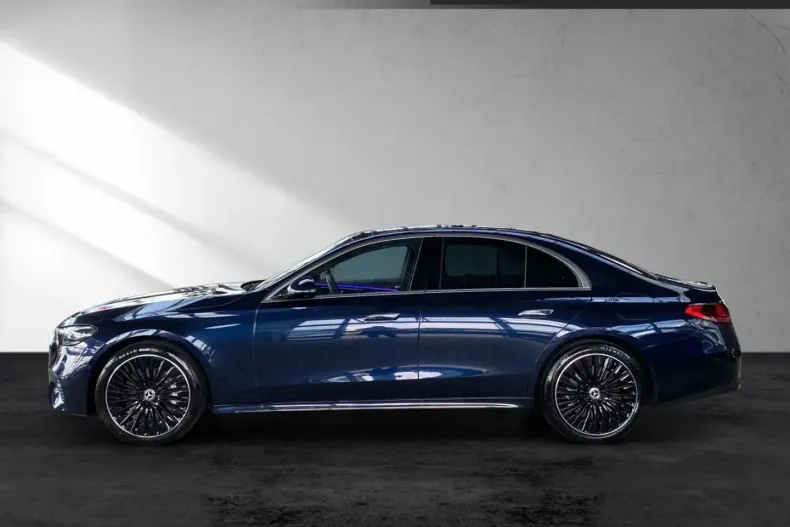 Mercedes-Benz E 400 din 2023 cu 4.770 km - oferta MER125389 - foto 5