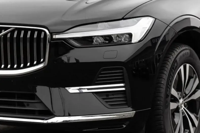 Volvo XC60 din 2023 cu 10.841 km - oferta VOL125396 - foto 3