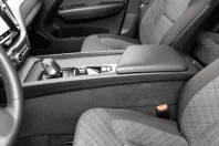 Volvo XC60 din 2023 cu 10.841 km - oferta VOL125396 - foto 13