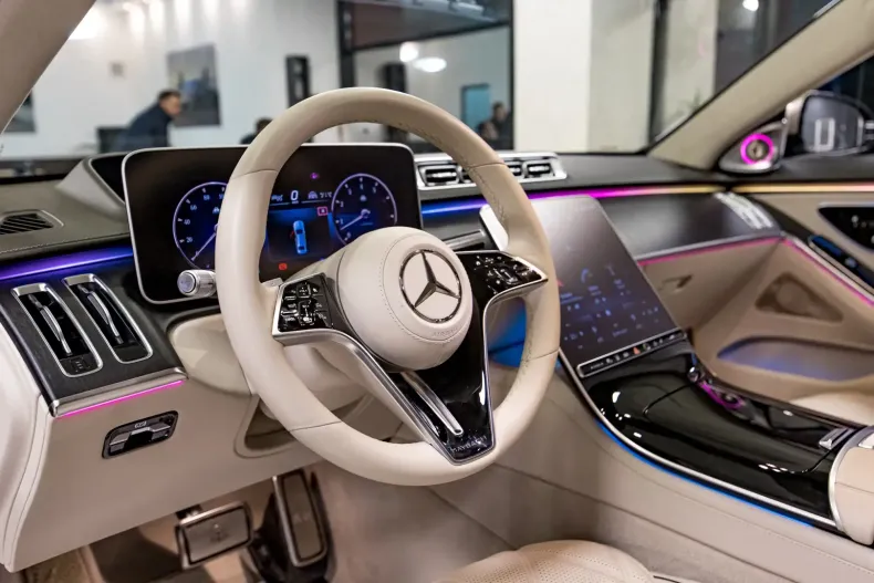 Maybach S650 din 2022 cu 19.000 km - oferta MAY125400 - foto 13