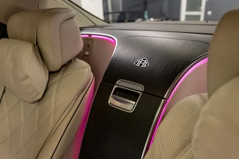 Maybach S650 din 2022 cu 19.000 km - oferta MAY125400 - foto 30