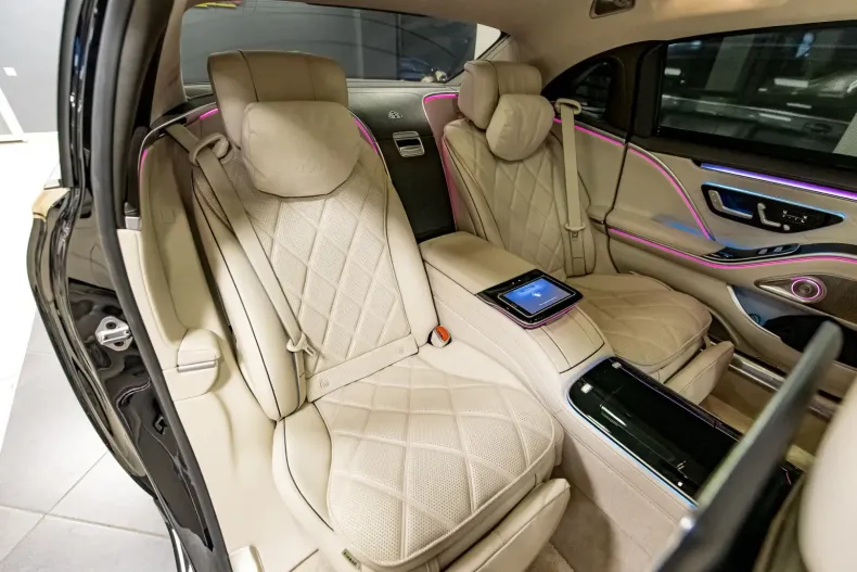 Maybach S650 din 2022 cu 19.000 km - oferta MAY125400 - foto 35