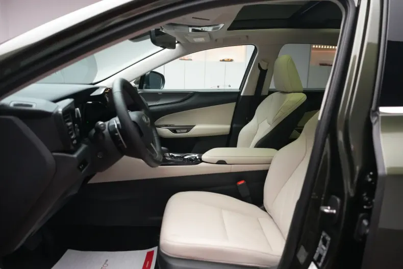 Lexus NX 350h din 2024 cu 11 km - oferta LEX125410 - foto 7