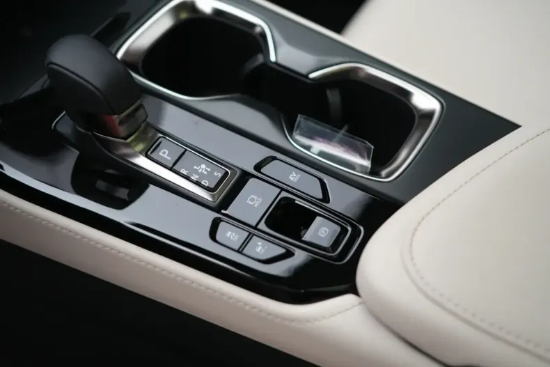 Lexus NX 350h din 2024 cu 11 km - oferta LEX125410 - foto 15