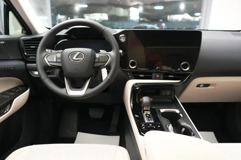 Lexus NX 350h din 2024 cu 11 km - oferta LEX125410 - foto 27
