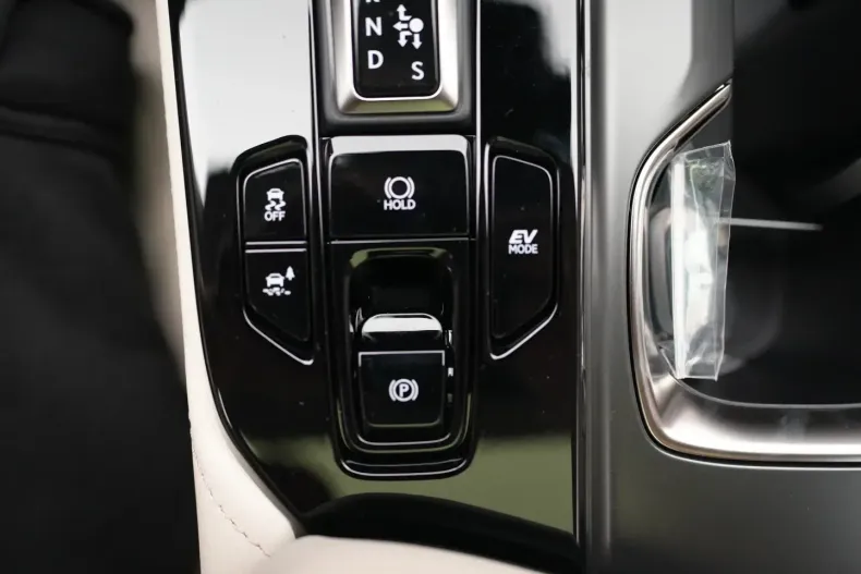 Lexus NX 350h din 2024 cu 11 km - oferta LEX125410 - foto 31