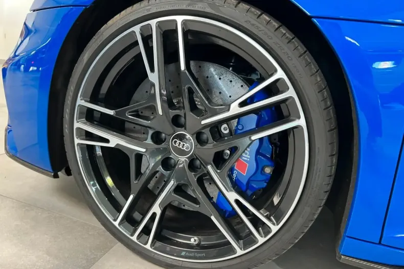 Audi R8 din 2021 cu 2.938 km - oferta AUD125413 - foto 6