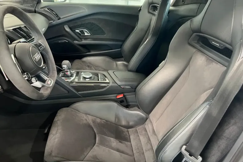 Audi R8 din 2021 cu 2.938 km - oferta AUD125413 - foto 10