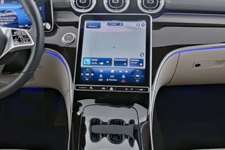 Mercedes-Benz C 180 din 2023 cu 5.000 km - oferta MER125420 - foto 6