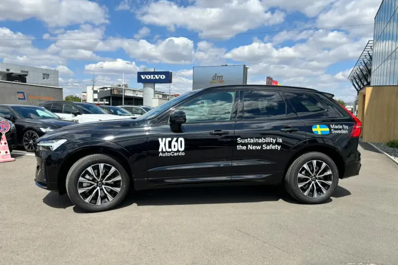 Volvo XC60 din 2024 cu 2.113 km - oferta VOL125421 - foto 9