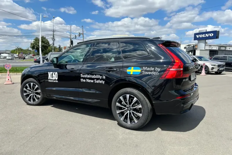 Volvo XC60 din 2024 cu 2.113 km - oferta VOL125421 - foto 10
