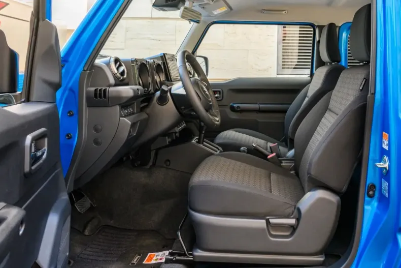 Suzuki Jimny din 2024 cu 10 km - oferta SUZ125423 - foto 7