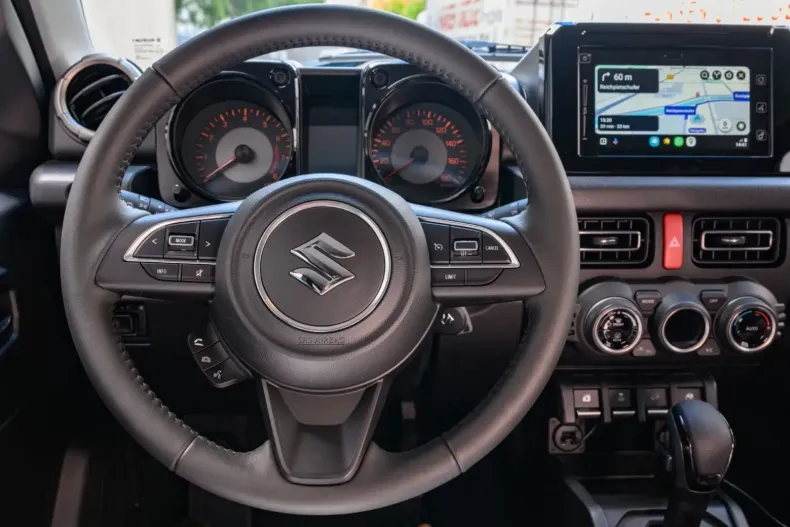 Suzuki Jimny din 2024 cu 10 km - oferta SUZ125423 - foto 10