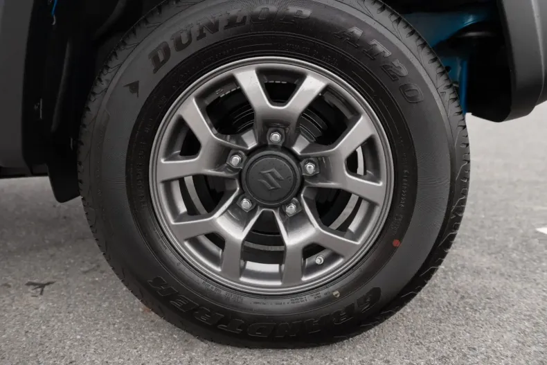 Suzuki Jimny din 2024 cu 10 km - oferta SUZ125423 - foto 14