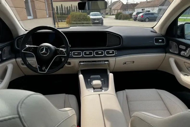 Mercedes-Benz GLE 450 din 2023 cu 12.000 km - oferta MER125426 - foto 9