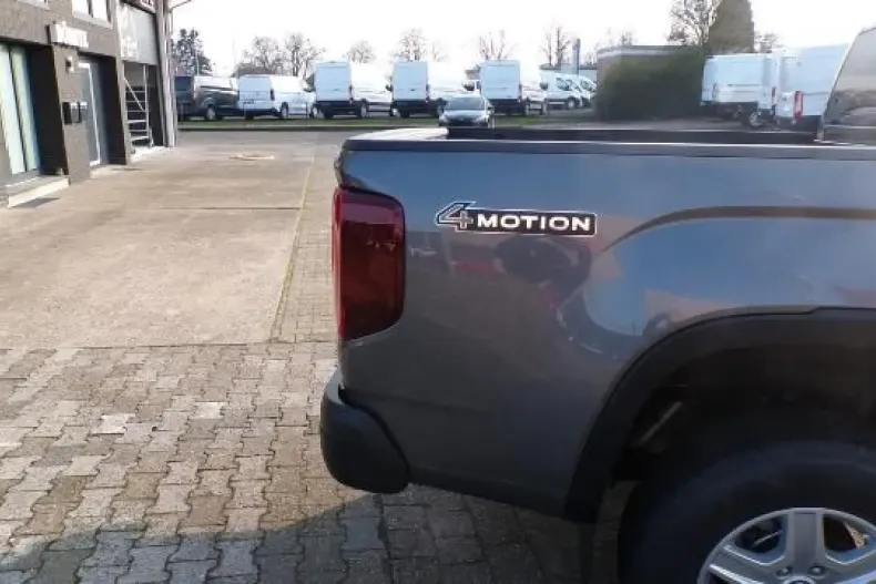 Volkswagen Amarok din 2024 cu 100 km - oferta VOL125427 - foto 4