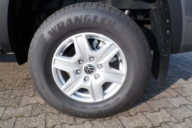 Volkswagen Amarok din 2024 cu 100 km - oferta VOL125427 - foto 12