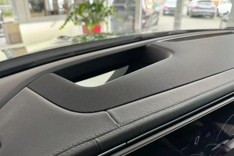 Mercedes-Benz GLE 450 din 2023 cu 28.000 km - oferta MER125428 - foto 17