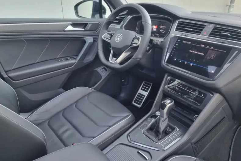 Volkswagen Tiguan din 2021 cu 79.760 km - oferta VOL125437 - foto 10