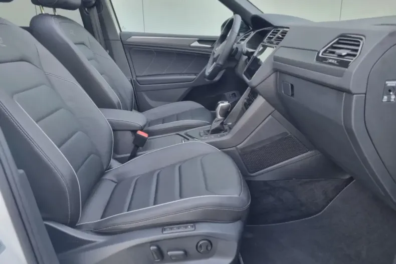 Volkswagen Tiguan din 2021 cu 79.760 km - oferta VOL125437 - foto 11