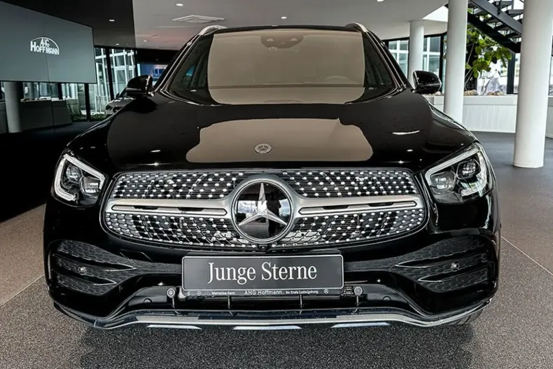 Mercedes-Benz GLC 200 din 2021 cu 55.700 km - oferta MER125441 - foto 2