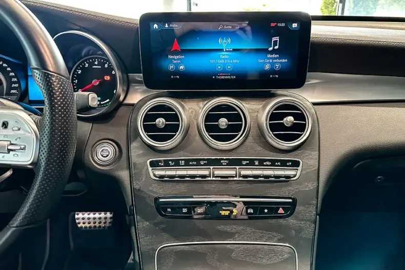 Mercedes-Benz GLC 200 din 2021 cu 55.700 km - oferta MER125441 - foto 10