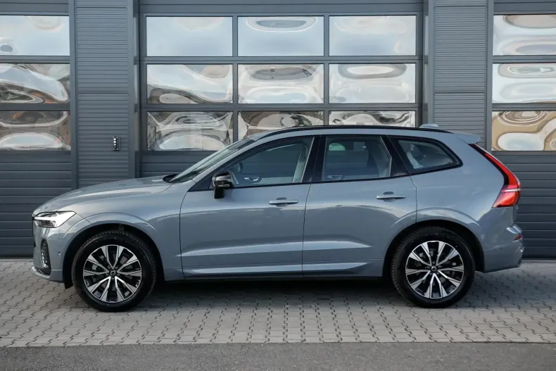 Volvo XC60 din 2023 cu 6.067 km - oferta VOL125446 - foto 2