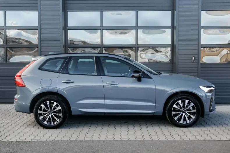 Volvo XC60 din 2023 cu 6.067 km - oferta VOL125446 - foto 3