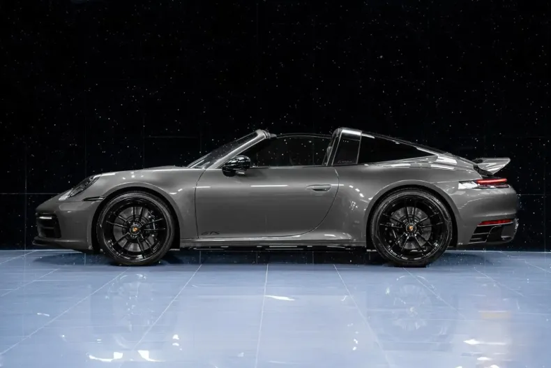 Porsche 992 din 2024 cu 1.500 km - oferta POR125447 - foto 3
