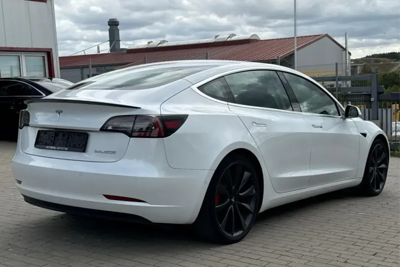 Tesla Model 3 din 2020 cu 47.000 km - oferta TES125448 - foto 5