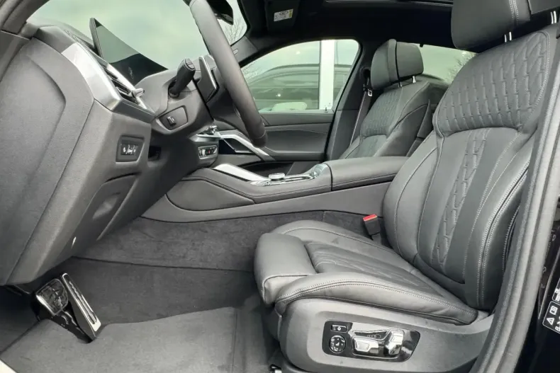 BMW X6 din 2023 cu 14.200 km - oferta BMW125451 - foto 12