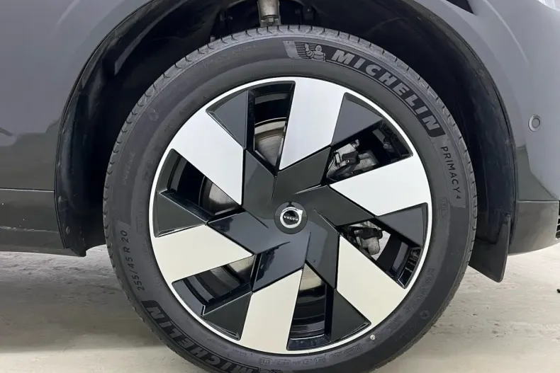 Volvo XC60 din 2023 cu 18.900 km - oferta VOL125453 - foto 5