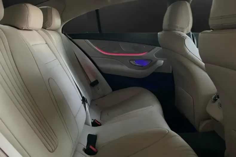 Mercedes-Benz CLS 220 din 2023 cu 12.300 km - oferta MER125455 - foto 14