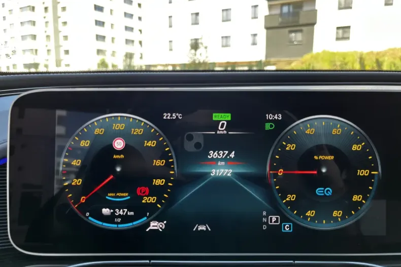 Mercedes-Benz EQC din 2020 cu 34.000 km - oferta MER125458 - foto 5