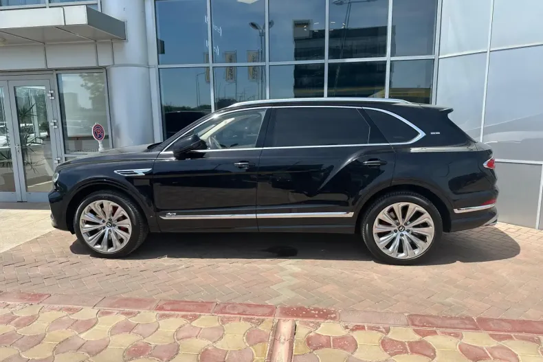 Bentley Bentayga din 2023 cu 22.000 km - oferta BEN125461 - foto 1