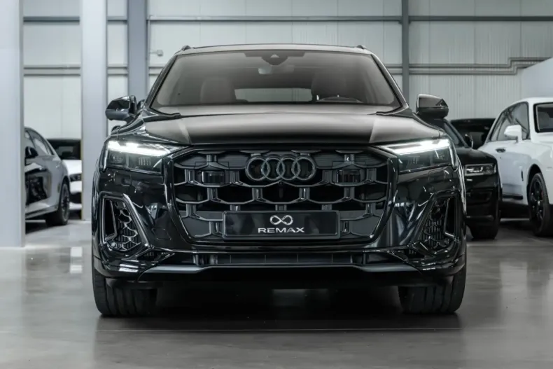 Audi Q7 din 2024 cu 3.000 km - oferta AUD125462 - foto 3