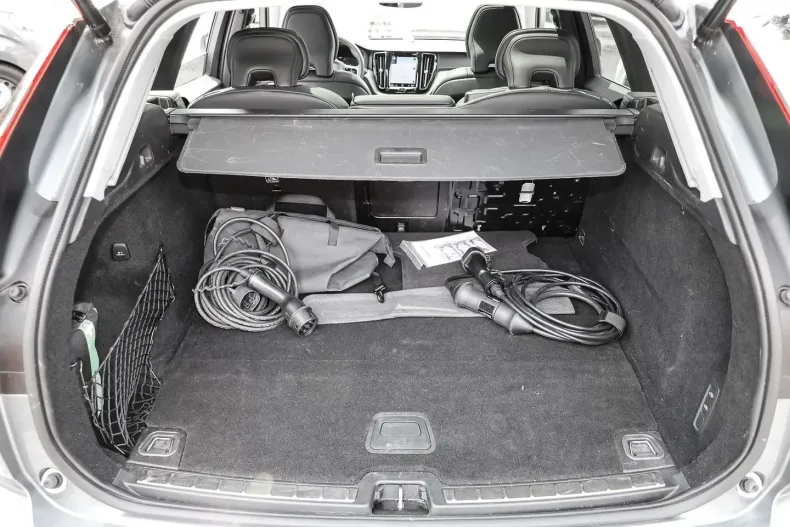 Volvo XC60 din 2021 cu 67.180 km - oferta VOL125465 - foto 15