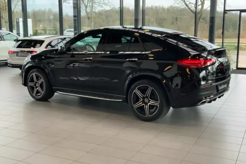 Mercedes-Benz GLE 450 din 2024 cu 10.200 km - oferta MER125467 - foto 2