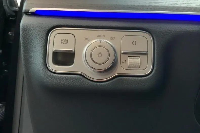 Mercedes-Benz GLE 450 din 2024 cu 10.200 km - oferta MER125467 - foto 11