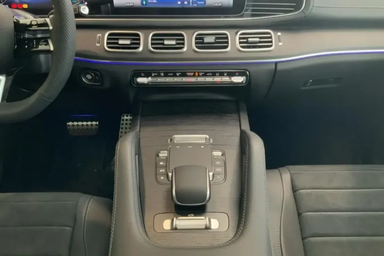 Mercedes-Benz GLE 450 din 2024 cu 10.200 km - oferta MER125467 - foto 13