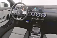 Mercedes-Benz CLA 200 din 2022 cu 20.262 km - oferta MER125468 - foto 6