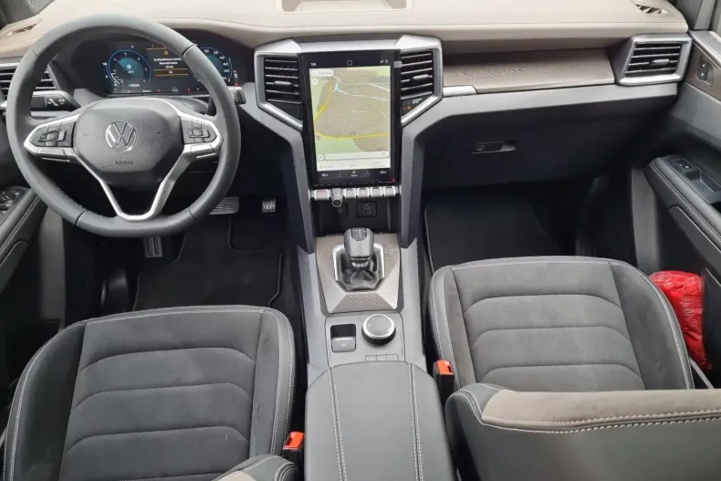 Volkswagen Amarok din 2024 cu 1.050 km - oferta VOL125469 - foto 8