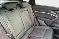 Audi Q8 din 2023 cu 9.750 km - oferta AUD125472 - foto 11